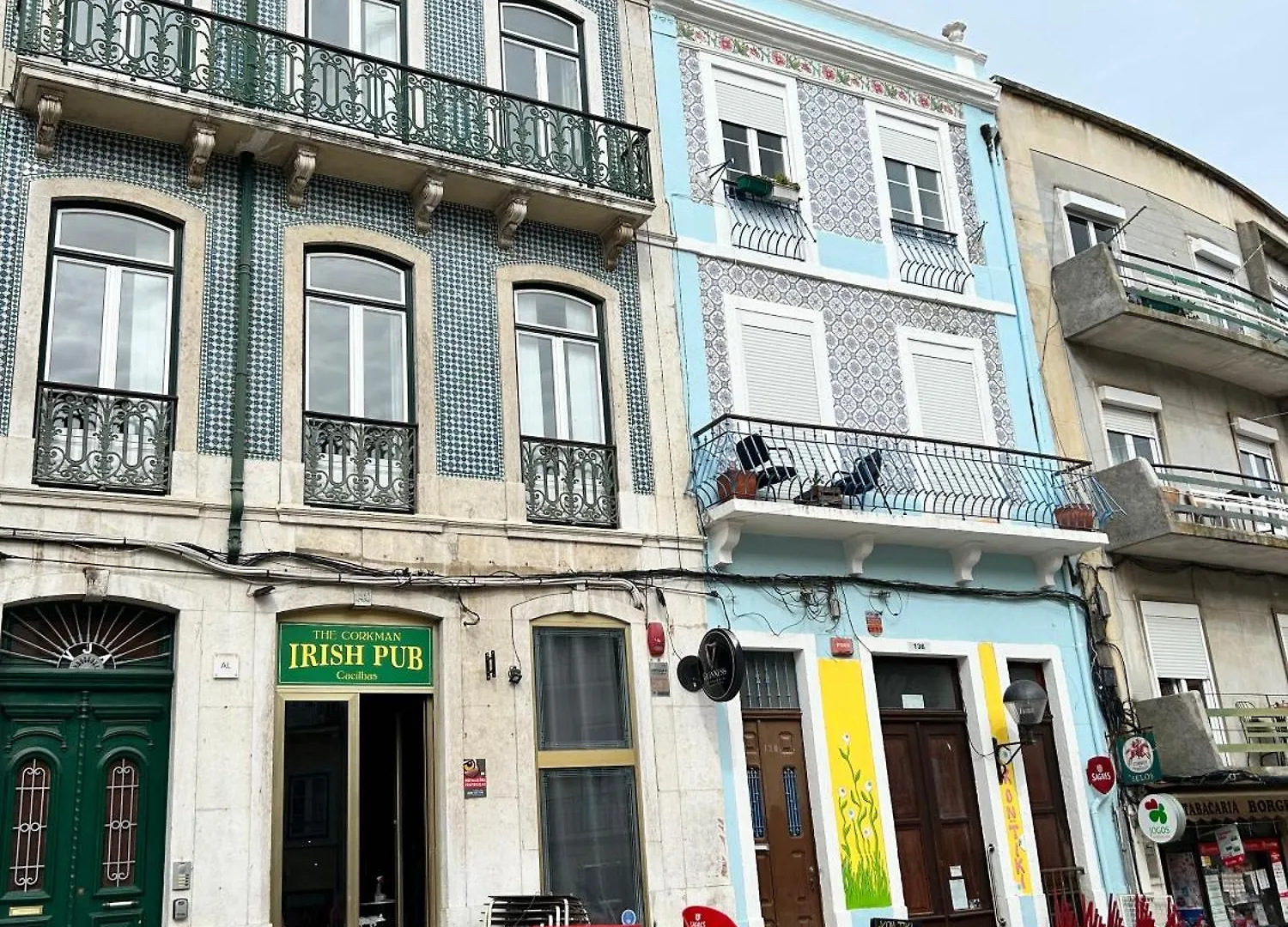 Farol Bed And Breakfast Almada