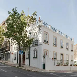 Almada Villa Guest house